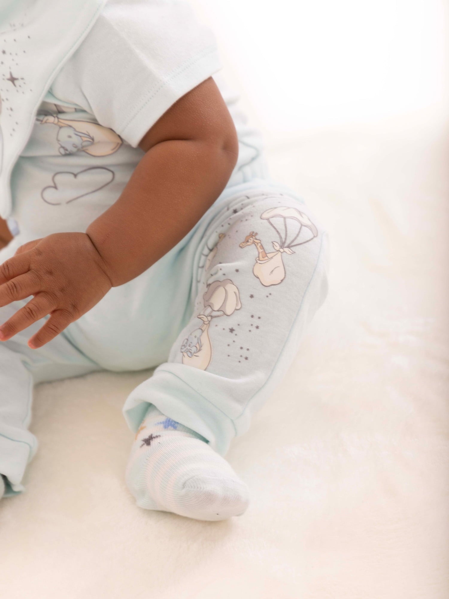 Disney Baby Wishes + Dreams Mickey Mouse Layette Shower Gift Set Bundle, 13-Piece, Sizes NB-3/6M